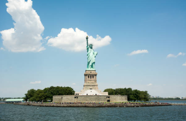 statue-de-la-liberte-new-york-liberty-island